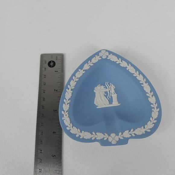 Vintage Wedgwood Heart Shaped‎ spoon holder - Picture 3 of 3